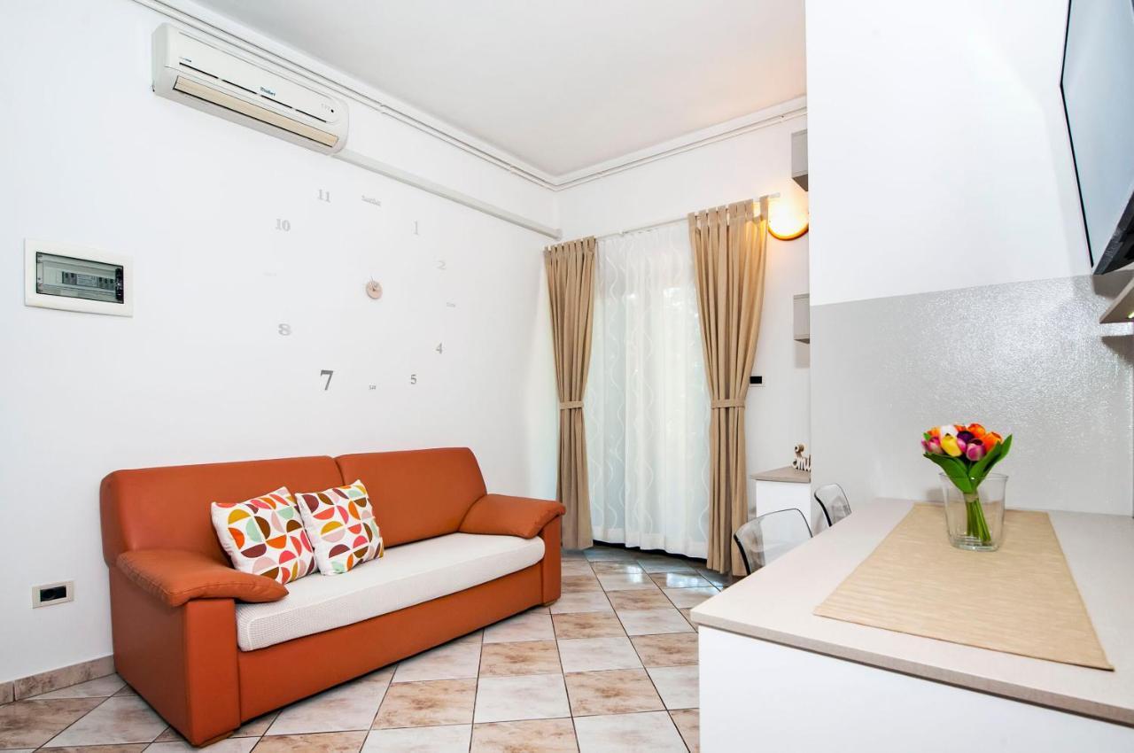 רוביני Apartments Milan מראה חיצוני תמונה