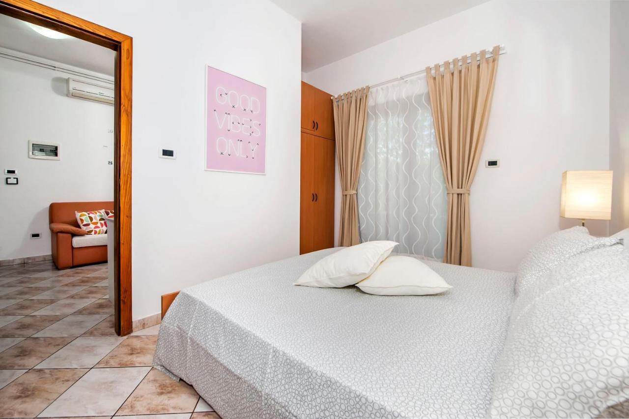רוביני Apartments Milan מראה חיצוני תמונה